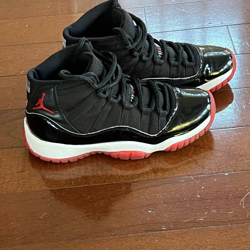 Air Jordan 4y